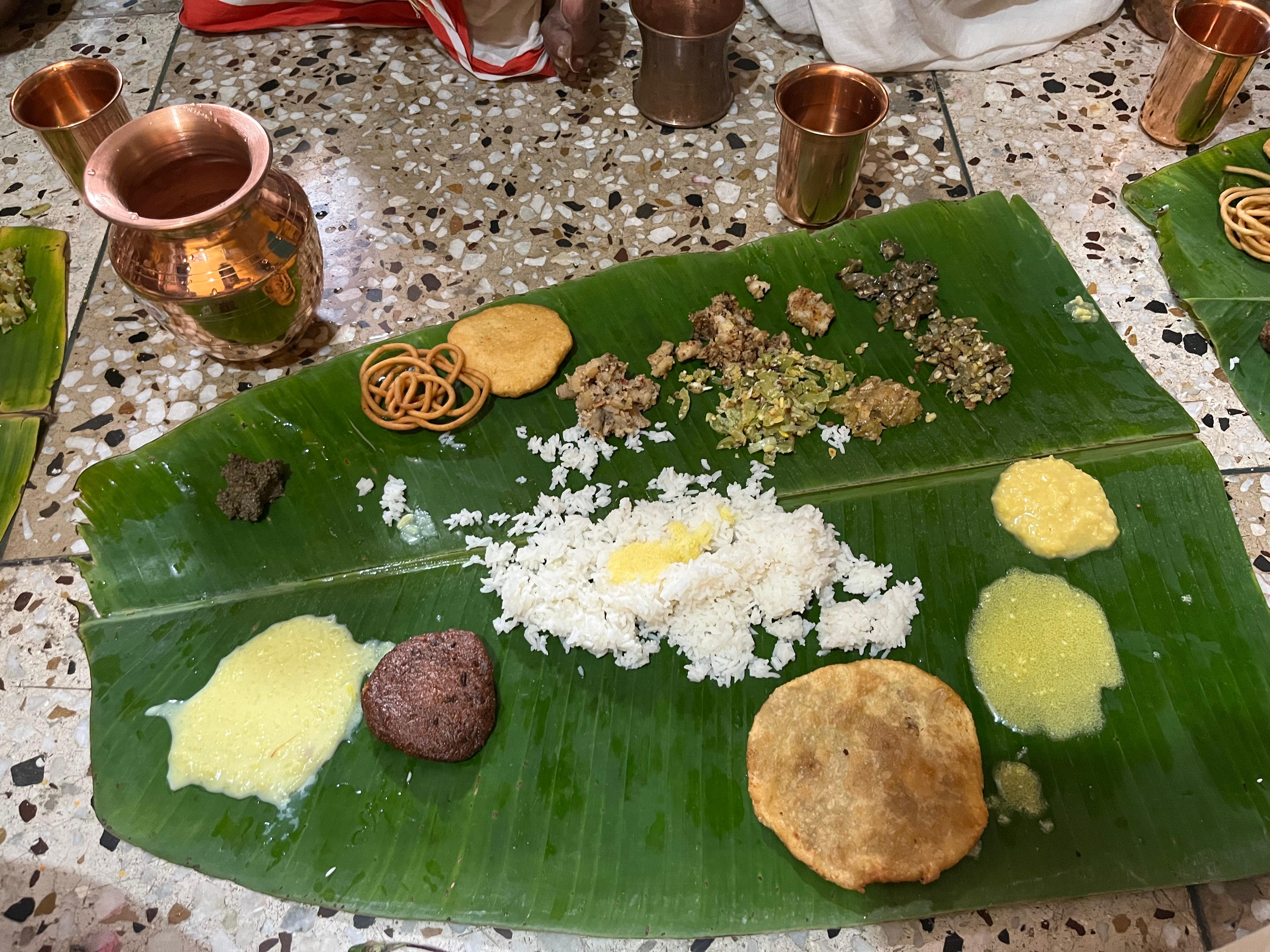 Stay and Satvik Bhojan for Visiting Families